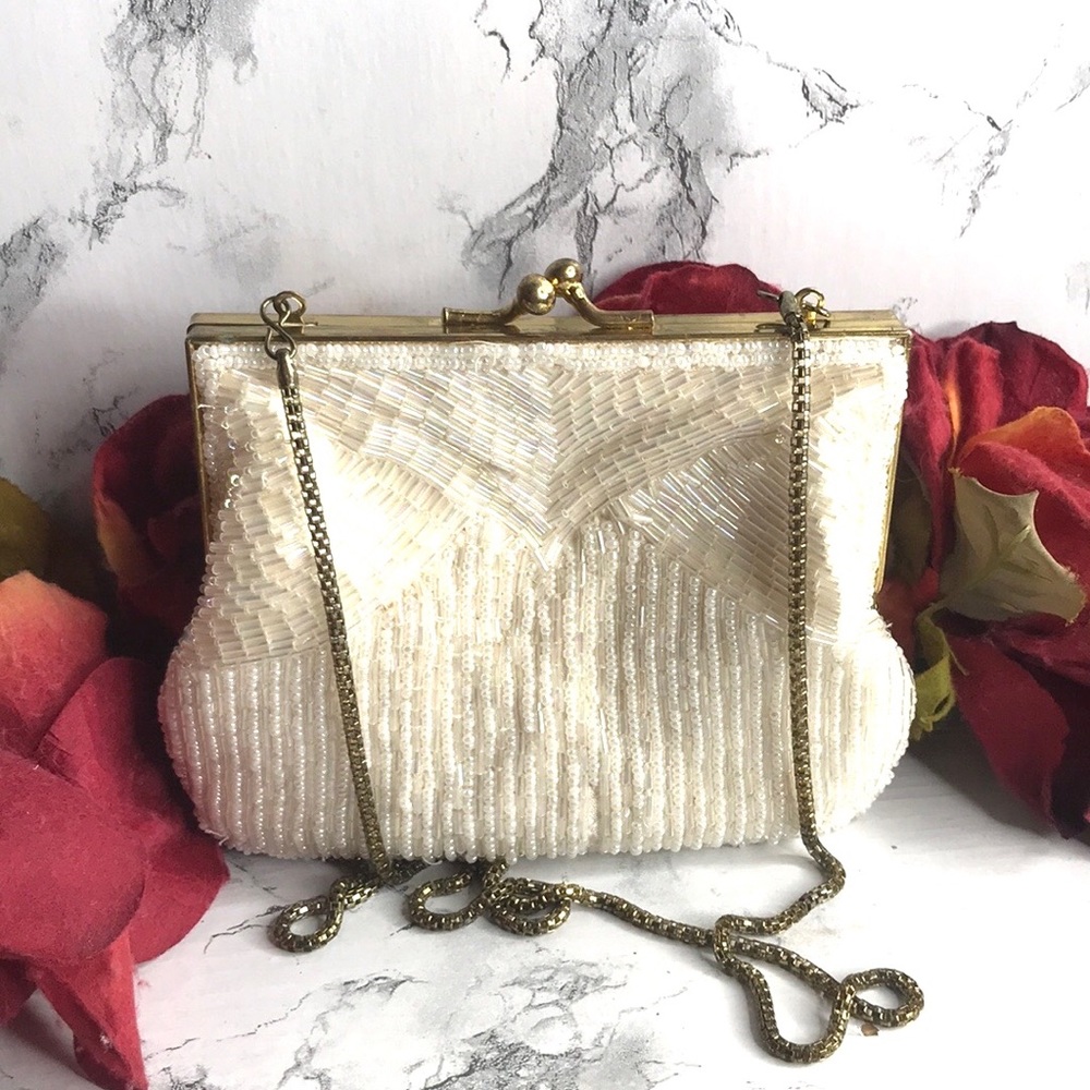 Vintage 50s Magid Hand Beaded White Kiss Lock Clutch Evening Bag